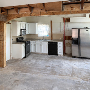 Warm Transitional Kitchen