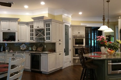 Inspiration for an eclectic kitchen remodel in New York