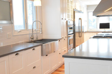 Example of a trendy kitchen design in Montreal