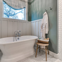 Farmhouse bathrooms