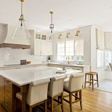 Kitchen + Breakfast Nook | Cranbrook Landing | Holden, MA
