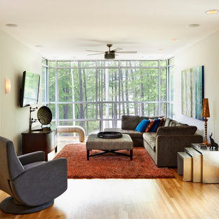 Small Family Room | Houzz