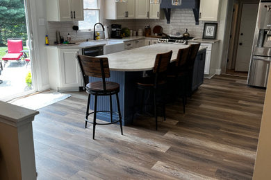 Inspiration for a modern kitchen remodel in Philadelphia