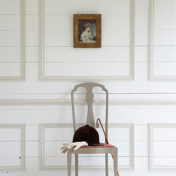 Traditional Hallway in Pale Neutral Colours