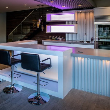 Garage & Poolside Bar