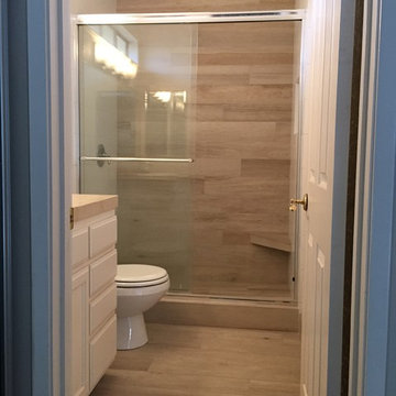 Custom 1/2 Bathrooms
