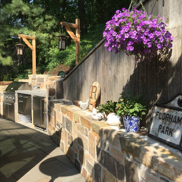 Outdoor Kitchens/ Firepits
