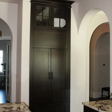 Custom Cabinetry by Dixie Workshop Inc. for Tuscan Homes in Ocala Florida
