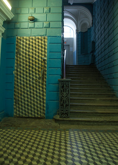 Фотоохота:  24 парадные доходного Петербурга