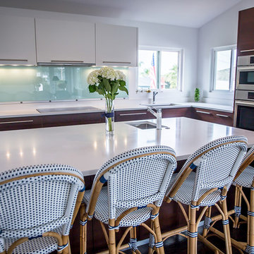 Modern Traditional La Jolla Home Renovation - Extra Seating