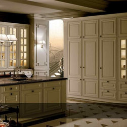 Britania Blanco Viejo - Products
