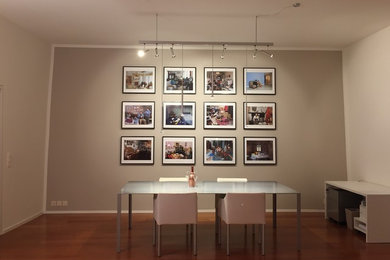 Mittelgroßes Klassisches Esszimmer ohne Kamin mit weißer Wandfarbe in Sonstige