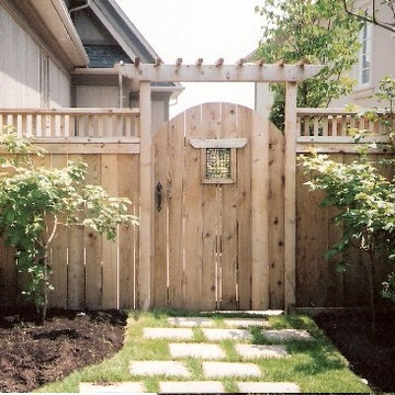 Side yard Gate Entry