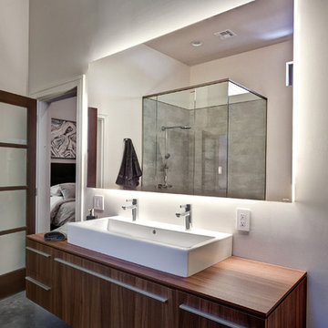 Modern Weekend Home w/ Contemporary Furnishings