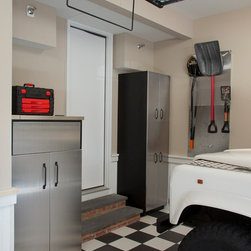 Bethesda, MD - Modern - Garage - Garage And Tool Storage