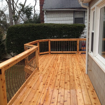 Custom Cedar Deck with Deckorators Ballusters