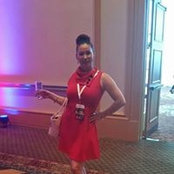 Lisa Montibello's photo