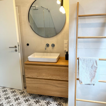 Badezimmer Renovierung - teils altergerecht