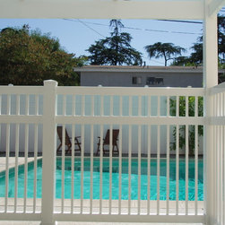 Enclosed Picket - Products