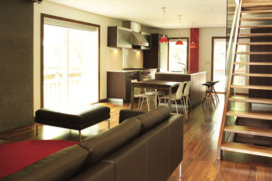Trendy home design photo in Toronto