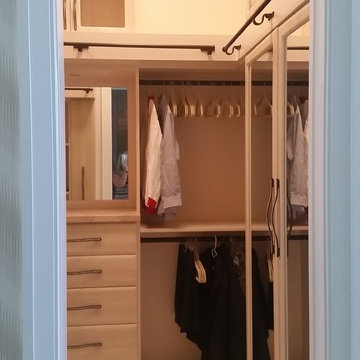 Custom Walk in Closet