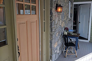 Arts and crafts porch idea in Burlington