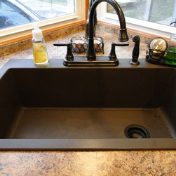 After - Middleburg Hts. Kitchen Remodel - Kitchen Sinks