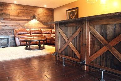 Home bar - rustic home bar idea in Philadelphia