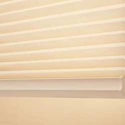 Hunter Douglas Applause&reg; Honeycomb Shades - Cellular Shades