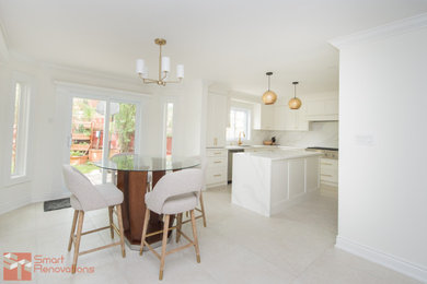 Inspiration for a transitional home design remodel in Toronto