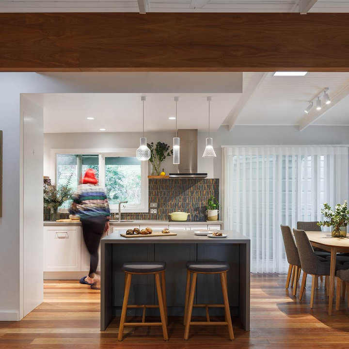 75 Beautiful Small Kitchen Ideas & Designs - February 2025 | Houzz AU