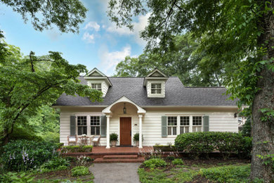 Inspiration for a timeless white house exterior remodel in Atlanta