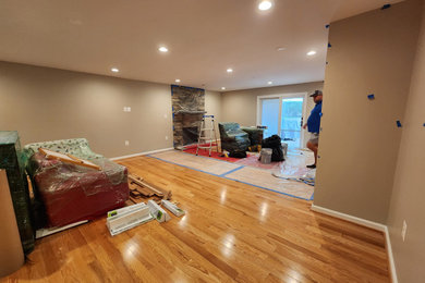Example of a transitional living room design in DC Metro