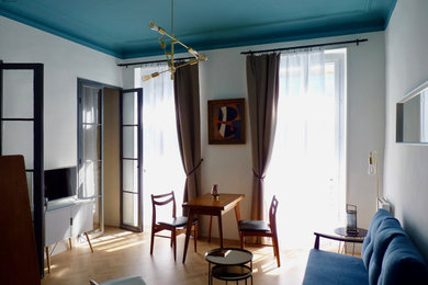 マルセイユにあるトラディショナルスタイルのおしゃれな住まいの写真