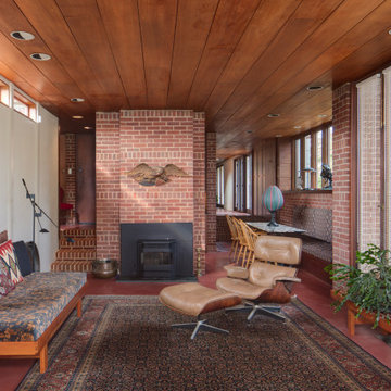 Euchtman House