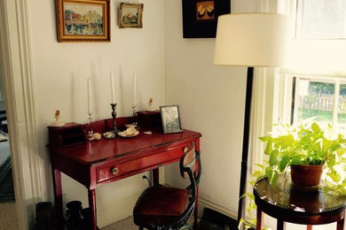 Country home design photo in New York