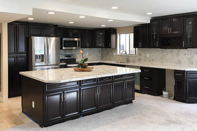 Inspiration for a timeless kitchen remodel in San Diego
