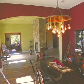 Lake View Courtyard Home