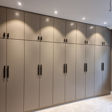 Einbauschrank lackieren – Möbellackierung in Bremen
