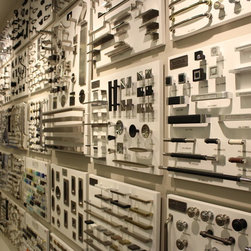 Decorative Hardware - Cabinet And Drawer Hardware