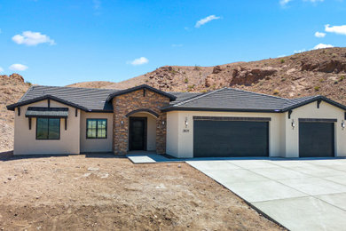 Southwest exterior home photo in Phoenix