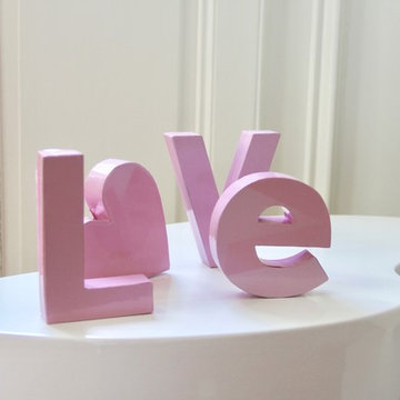 Styling a teenage girl's bedroom
