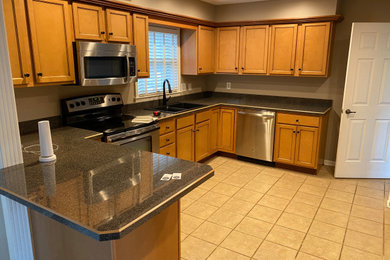 Kitchen - kitchen idea in Louisville