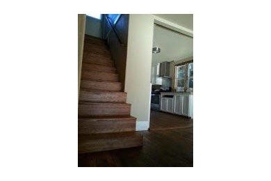 Staircase - contemporary staircase idea in Seattle