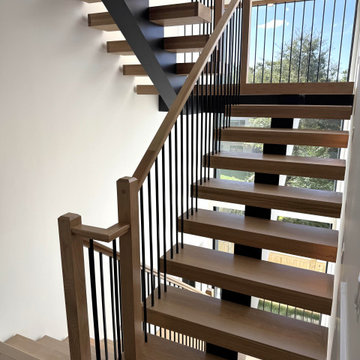 Project #139 | Four Story Modern Floating Staircase