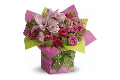 Teleflora's Pretty Pink Present Flowers
