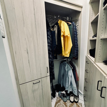 Petite Closet Spaces