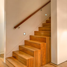 Staircase handrail