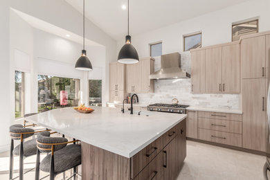 Kitchen - modern kitchen idea in Phoenix