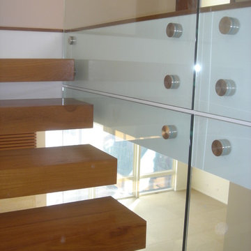 Contemporary & Glass Staircase Archives